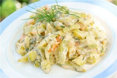 Кабачки, тушенные в сметане