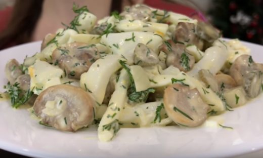Салат с кальмарами: 11 вкуснейших рецепта салата с майонезом и без
